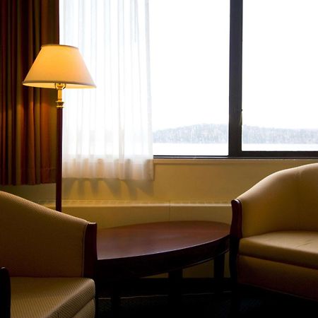 Coast Discovery Inn Кембъл Ривър Екстериор снимка